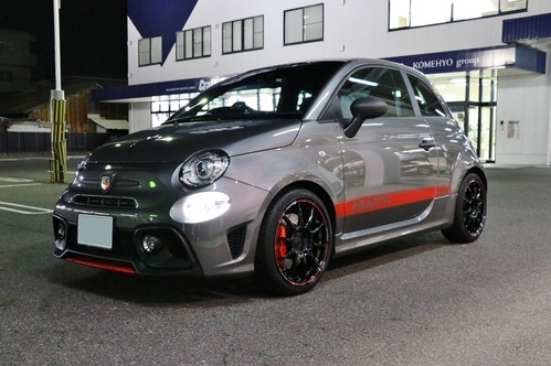 ABARTH（アバルト）595 のローダウン。KW バージョン3という